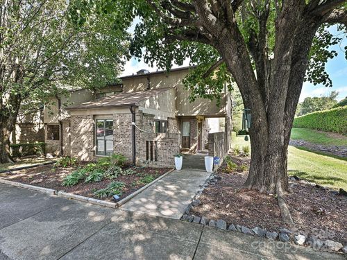 7916 Charter Oak Ln, Charlotte, NC, 28226-4788 | Card Image