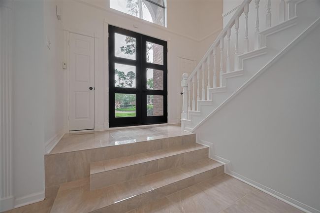 BRAND NEW MODERN DOORS | Image 4