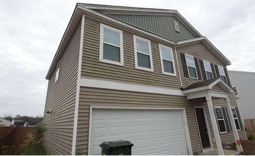 195 Hyrne Dr, Goose Creek, SC, 29445-7332 | Card Image