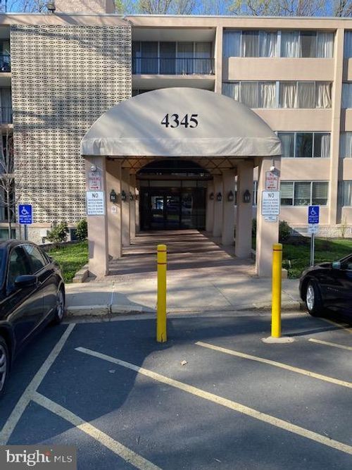 apt-24-4345 Ivymount Ct, ANNANDALE, VA, 22003-6327 | Card Image
