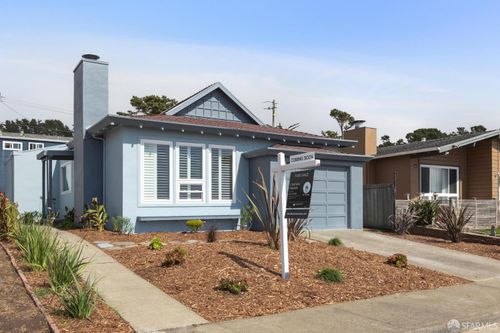 269 Beachview Ave, Pacifica, CA, 94044-1504 | Card Image