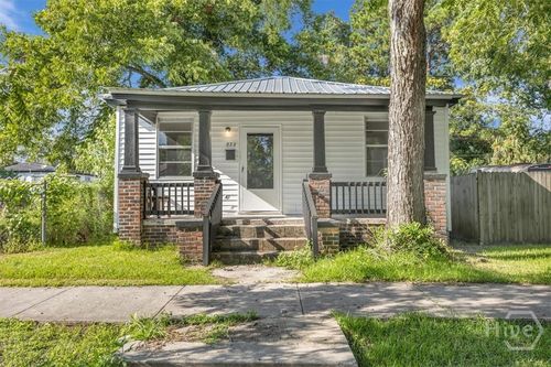 832 W 44th St, savannah, GA, 31405-1736 | Card Image