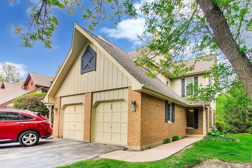 601 Country Ln, Des Plaines, IL, 60016-1240 | Card Image