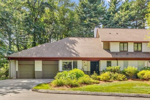 1-1 Apple Valley Dr, Sharon, MA, 02067-3301 | Card Image