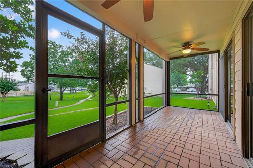 102 E Lakeview Terrace, Montgomery, TX, 77356 | Card Image