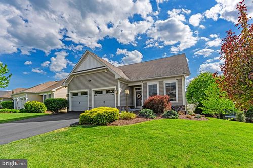 109 Tutelo Ln, LAKE FREDERICK, VA, 22630-2095 | Card Image