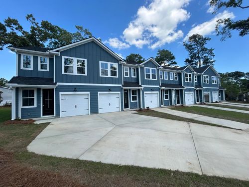 121 Berry Shoals Dr, Summerville, SC, 29485-5564 | Card Image