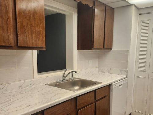 apt-27-55 Greentree Ln, Weymouth, MA, 02190-2022 | Card Image