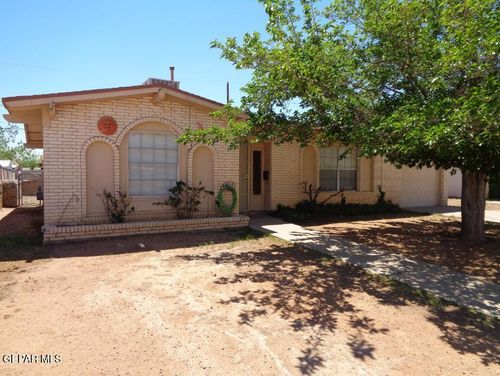 4928 Crenshaw Dr, El Paso, TX, 79924-3137 | Card Image