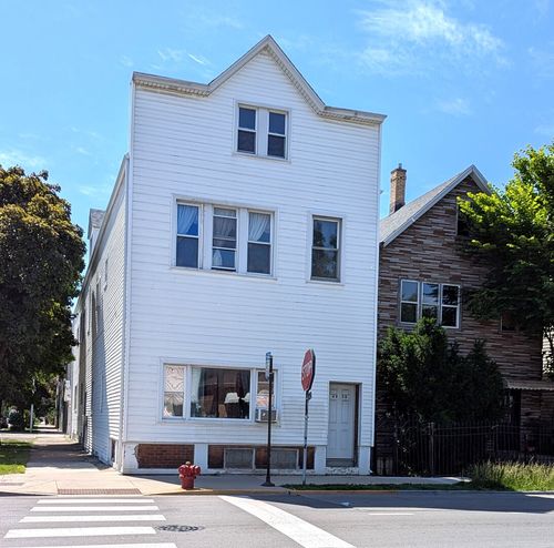 2r-4858 S Damen Avenue, Chicago, IL, 60609 | Card Image