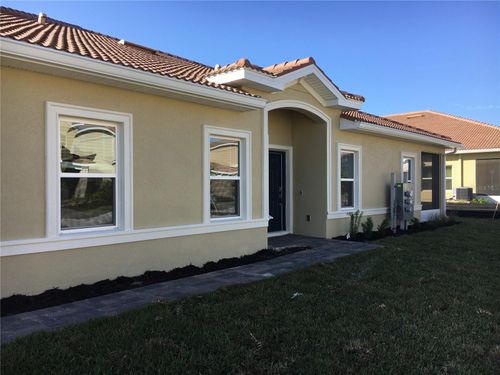 1050 Quaker Ridge Lane, Davenport, FL, 33896 | Card Image