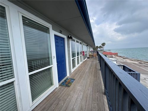 32-3402 Ocean Drive, Corpus Christi, TX, 78411 | Card Image