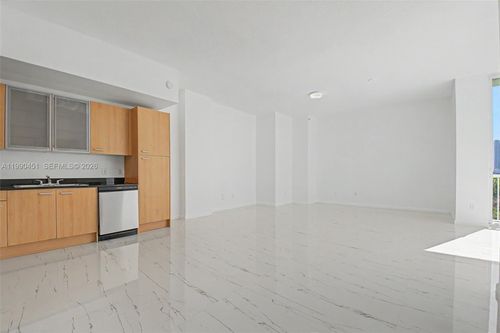 ph-6-1350 Nw 8th Ct, Miami, FL, 33136-2325 | Card Image