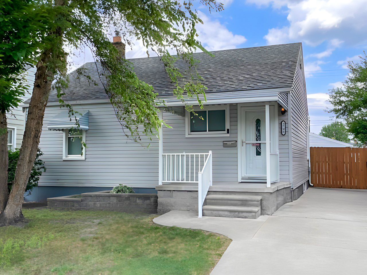 Emogene St, Melvindale, MI 48122