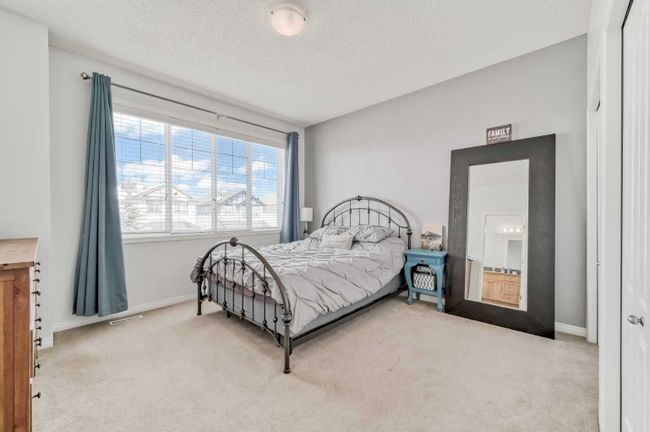 117 Royal Birch Mews Nw, Home with 3 bedrooms, 3 bathrooms and 4 parking in Calgary AB | Image 14