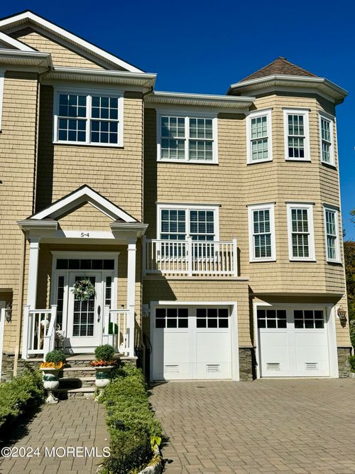 unit-4-54 Main St, Oceanport, NJ, 07757-1237 | Card Image