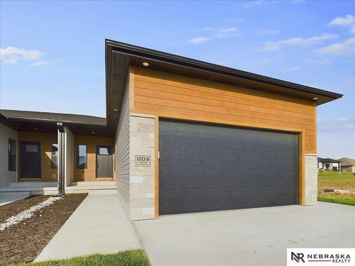 1109 Titan Drive, Hickman, NE, 68372 | Card Image