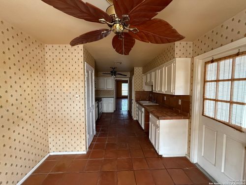 apt-102-7926 Broadway, San Antonio, TX, 78209-2678 | Card Image