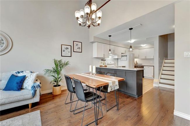 61 Valridge Dr, Townhouse with 3 bedrooms, 3 bathrooms and 3 parking in Ancaster ON | Image 6