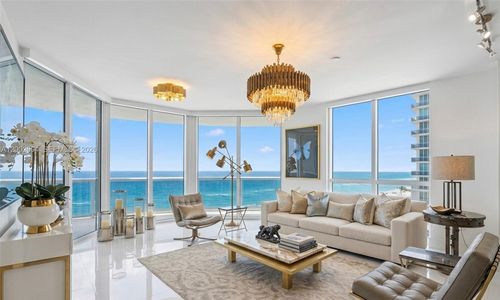 apt-709-18201 Collins Ave, Sunny Isles Beach, FL, 33160-5116 | Card Image
