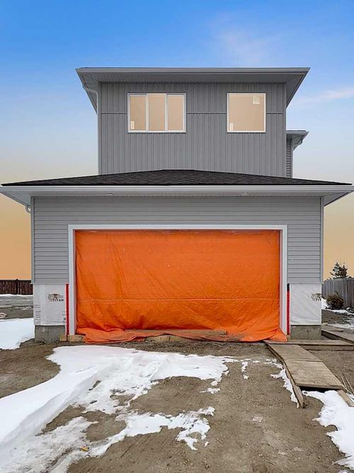 11402 107 Ave, Grande Prairie, AB, T8V6L7 | Card Image