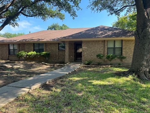 3426 Cedarhill Dr, San Angelo, TX, 76904-8127 | Card Image