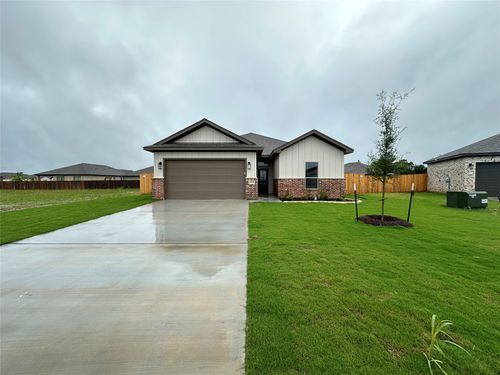 813 Eagle Cross Cv, Salado, TX, 76571-6682 | Card Image