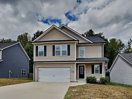 525 Somerset Ln, Clarksville, TN, 37042-6081 | Card Image