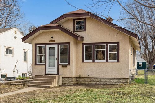 4100 Queen Ave N, Minneapolis, MN, 55412-1542 | Card Image