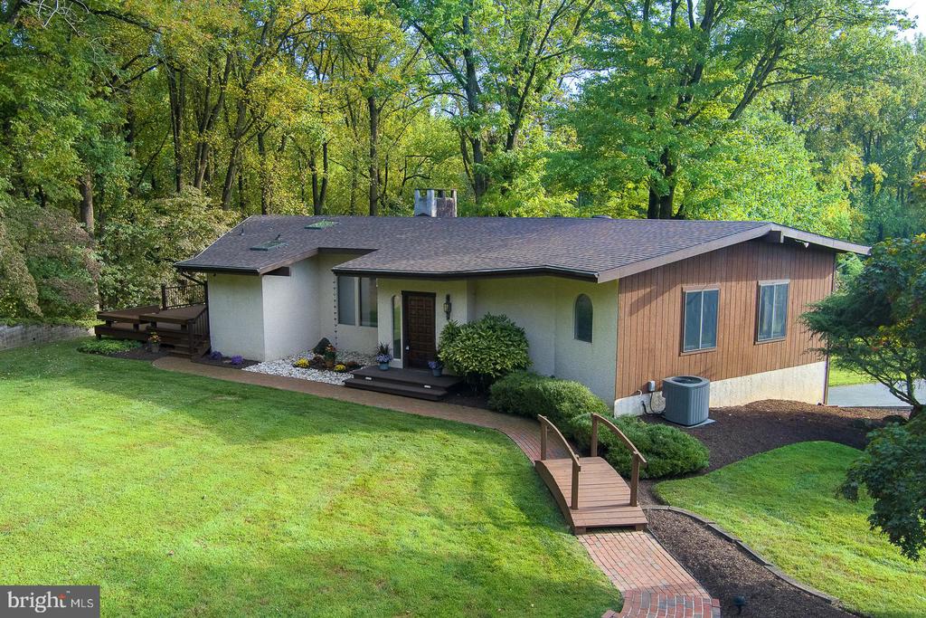Bridle Path Ln, Chadds Ford, PA 19317
