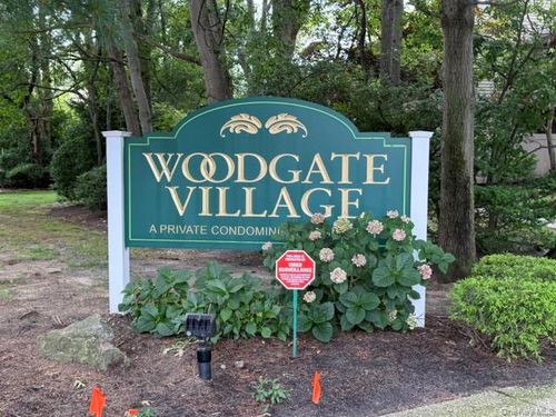 g-204 Springmeadow Dr, Holbrook, NY, 11741-4109 | Card Image