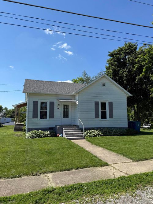 309 E College Ave, Morocco, IN, 47963 | Card Image