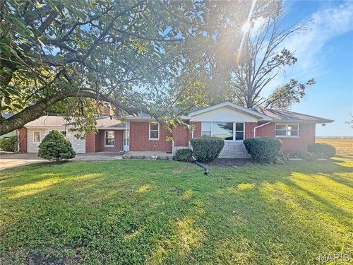 9506 B Rd, Valmeyer, IL, 62295-1106 | Card Image