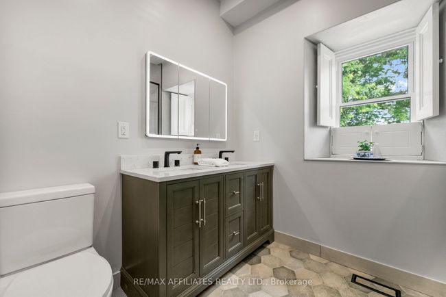1415 Sheridan Rapids Rd, Home with 4 bedrooms, 4 bathrooms and 12 parking in Lanark ON | Image 24