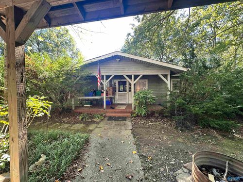 218 County Road 637, Mentone, AL, 35984-2820 | Card Image