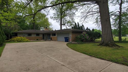2614 Maple St, Michigan City, IN, 46360-7060 | Card Image