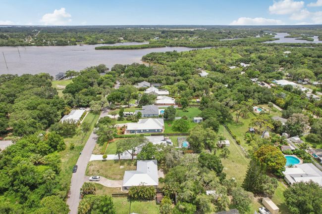 9830 Oak Trl, House other with 3 bedrooms, 3 bathrooms and null parking in Sebastian FL | Image 41