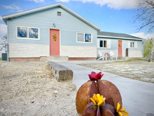 195 Pleasant Hill Dr, Battle Mountain, NV, 89820-3317 | Card Image