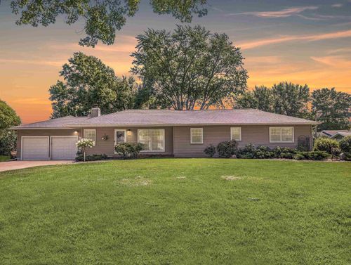 3010 Tucson Dr, Cedar Falls, IA, 50613-5156 | Card Image