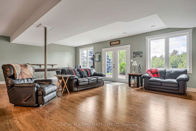 2300 Victoria Rd, House other with 4 bedrooms, 4 bathrooms and 10 parking in Carrying Place ON | Image 24