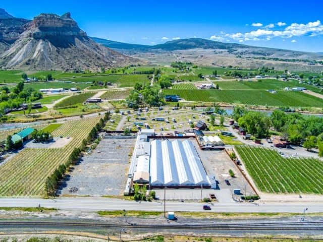 1041 N River Rd, Palisade, CO 81526