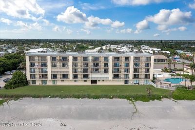 203 - 1465 Highway A1a, Condo with 2 bedrooms, 2 bathrooms and null parking in Satellite Beach FL | Image 3