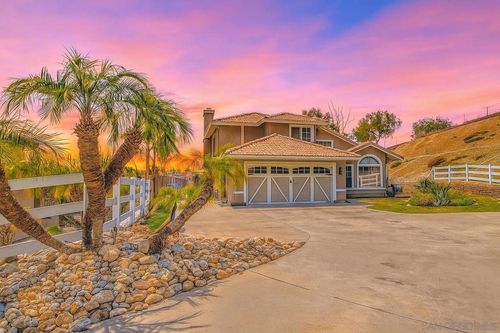 9410 Brian Way, El Cajon, CA, 92021-2861 | Card Image