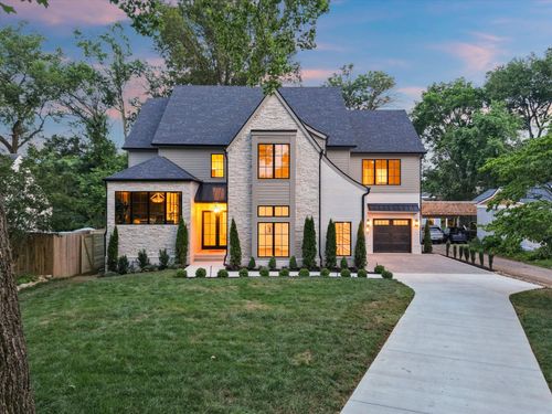 921 Marengo Ln, Nashville, TN, 37204-3301 | Card Image