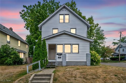 1107 W Wilbeth Rd, Akron, OH, 44314-1944 | Card Image