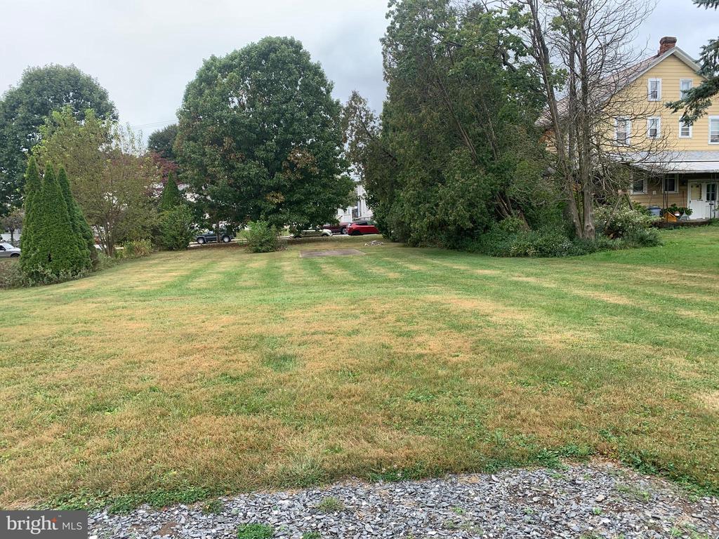 Court St, Lehighton, PA 18235
