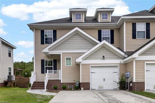 322 Snowberry Ln, Chesapeake, VA, 23320-3732 | Card Image