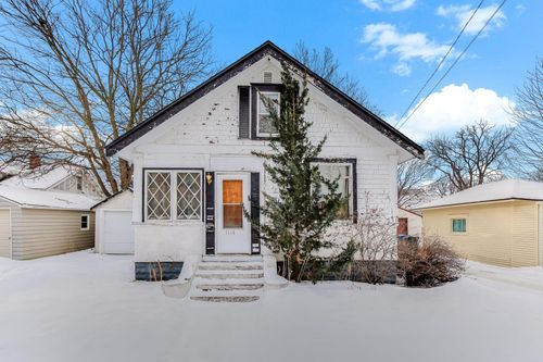 1115 E 37th St, Minneapolis, MN, 55407-2760 | Card Image