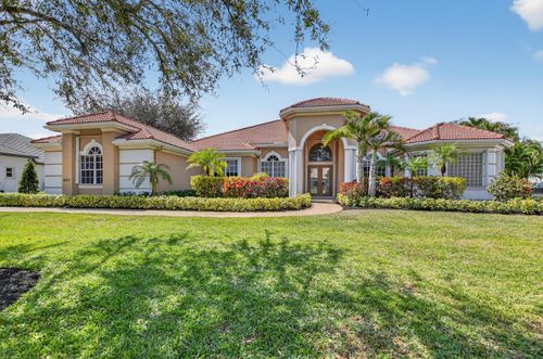893 Forest Glen Ln, Wellington, FL, 33414-6329 | Card Image