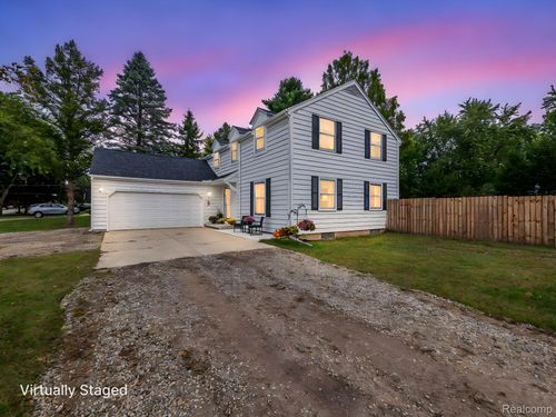 6655 Gove Ct N, Tecumseh, MI, 49286-9564 | Card Image